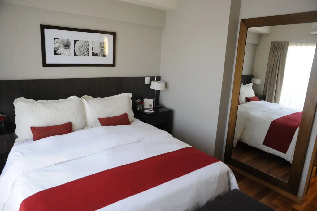 Urban Suites Recoleta Boutique Hotel