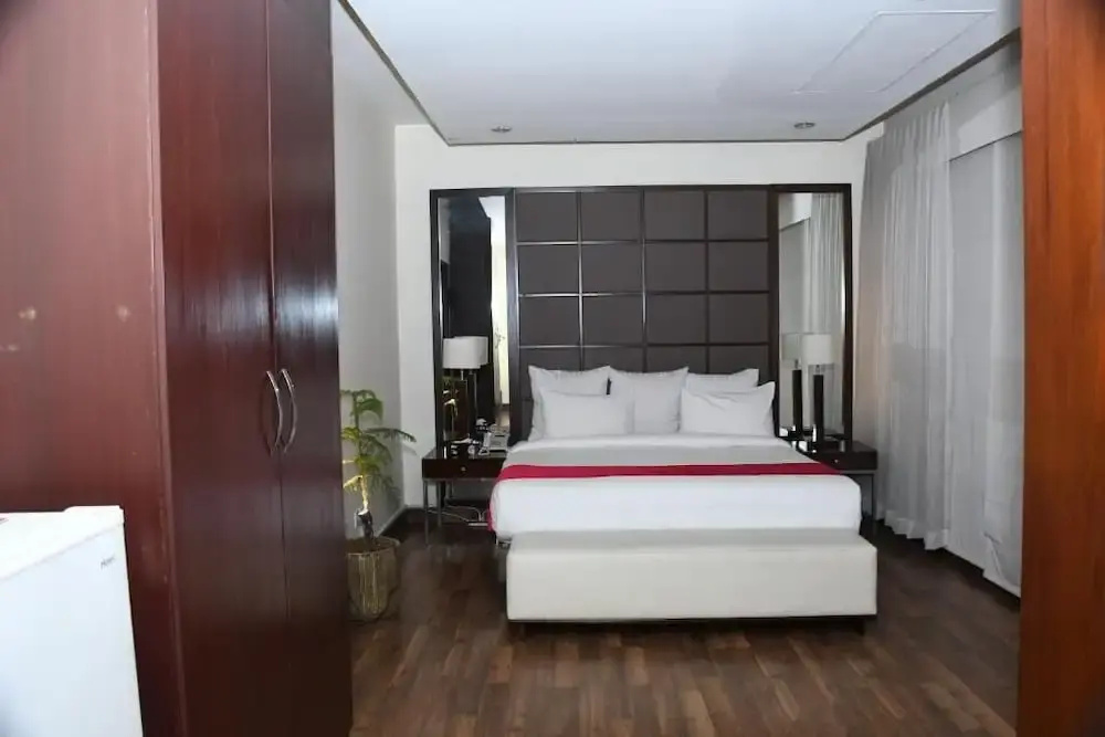 Rockville House MG Serai Boutique Hotel