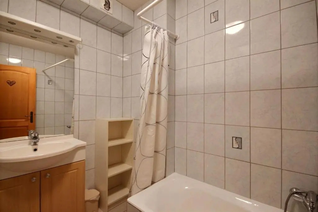 Deux Appartements Combinables - Proche Remontee Mecaniques - Morzine- 12 Personnes- Etoile 1&2