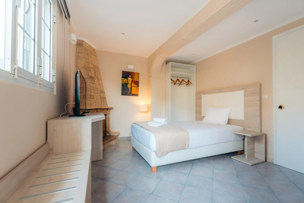 Planos Beach Hotel