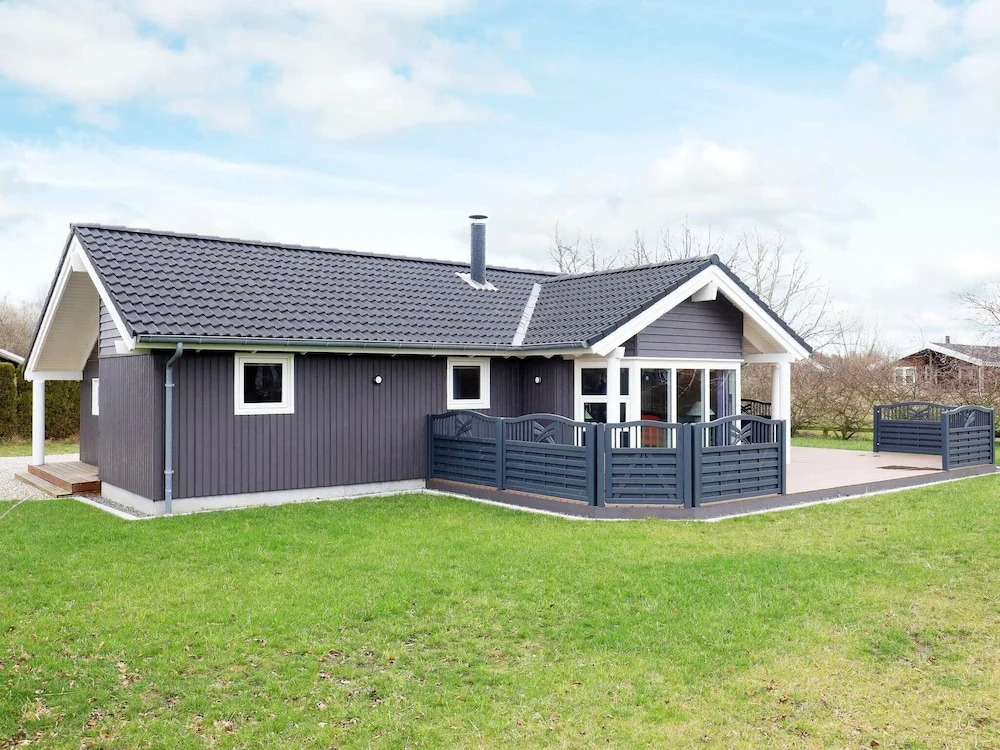 Charming Holiday Home in Falster with Hot Tub