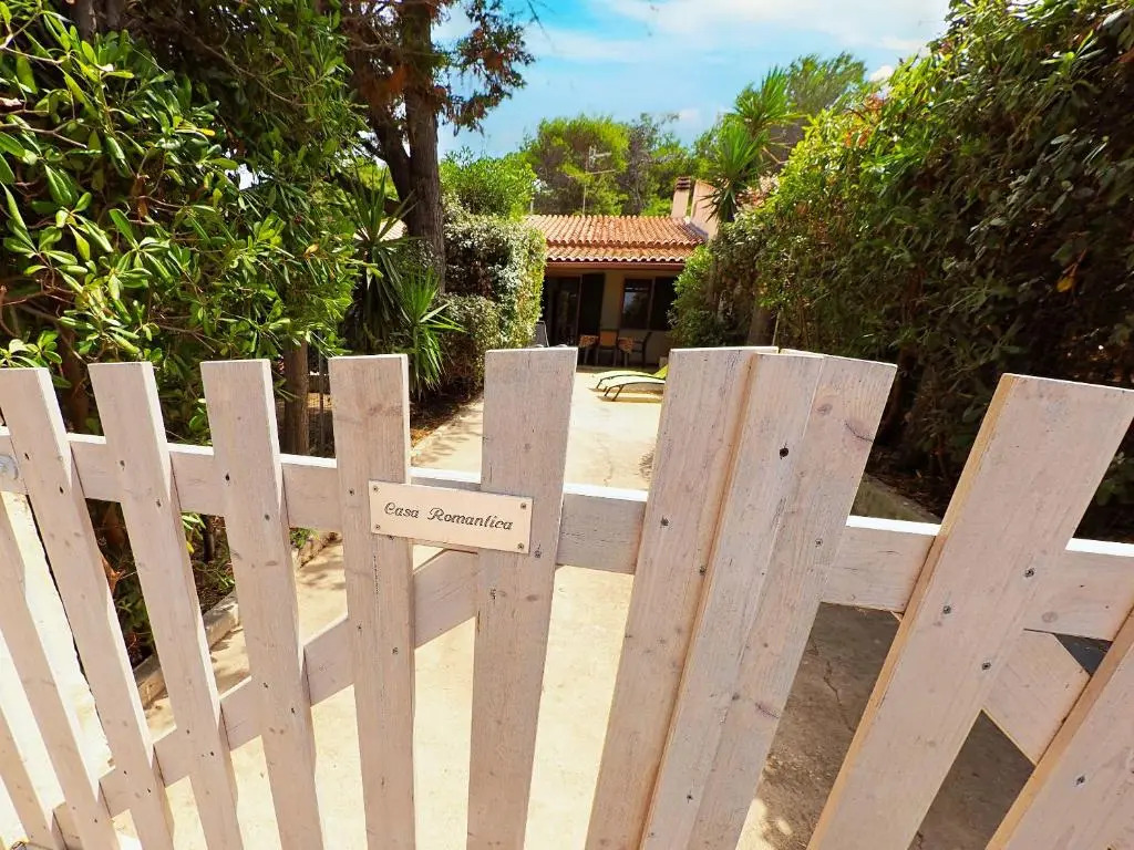 House With 2 Bedrooms in Punta Tramontana, With Wonderful sea View and