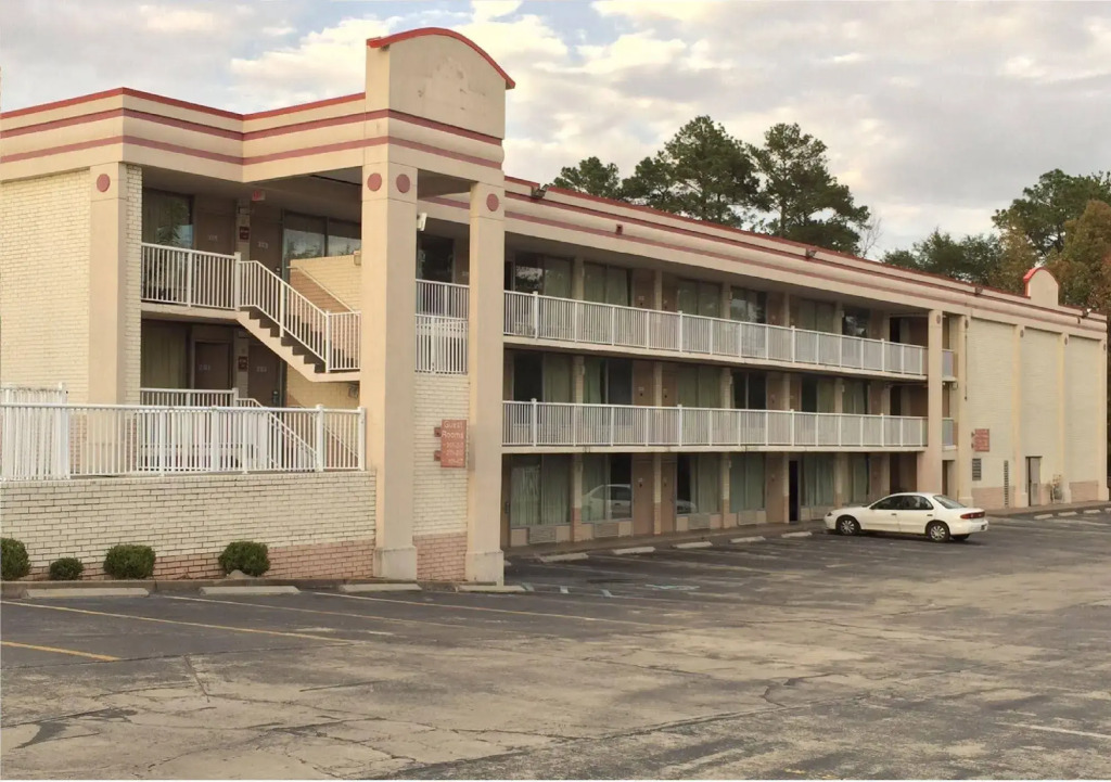 Magnuson Hotel Columbia