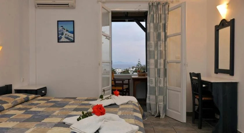Anixis Studios Aliki Paros