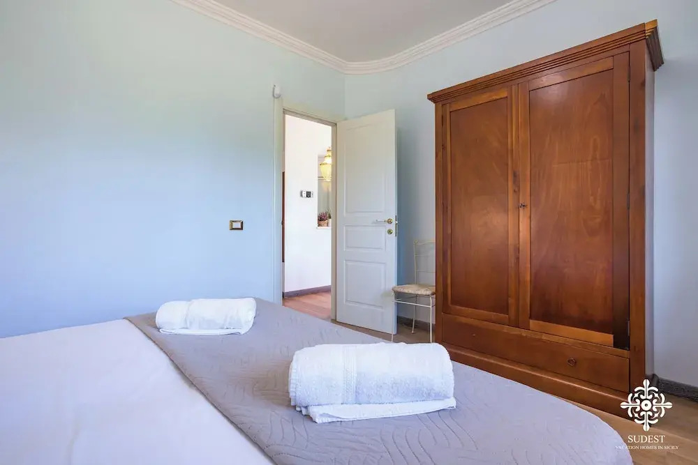 Villa Festosa - Luxury retreat by the beach