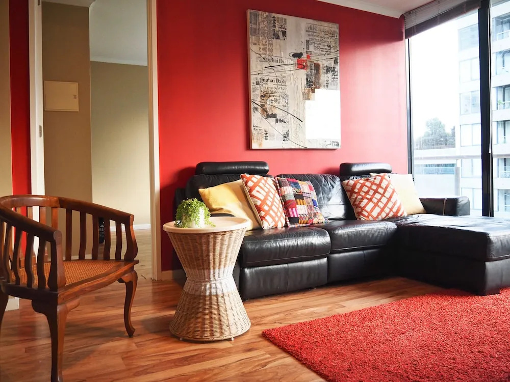 Metro Apartments South Melbourne CBD edge