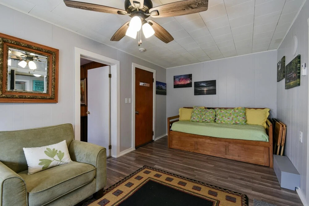 Downtown House in Historic Branson - Awesome Location