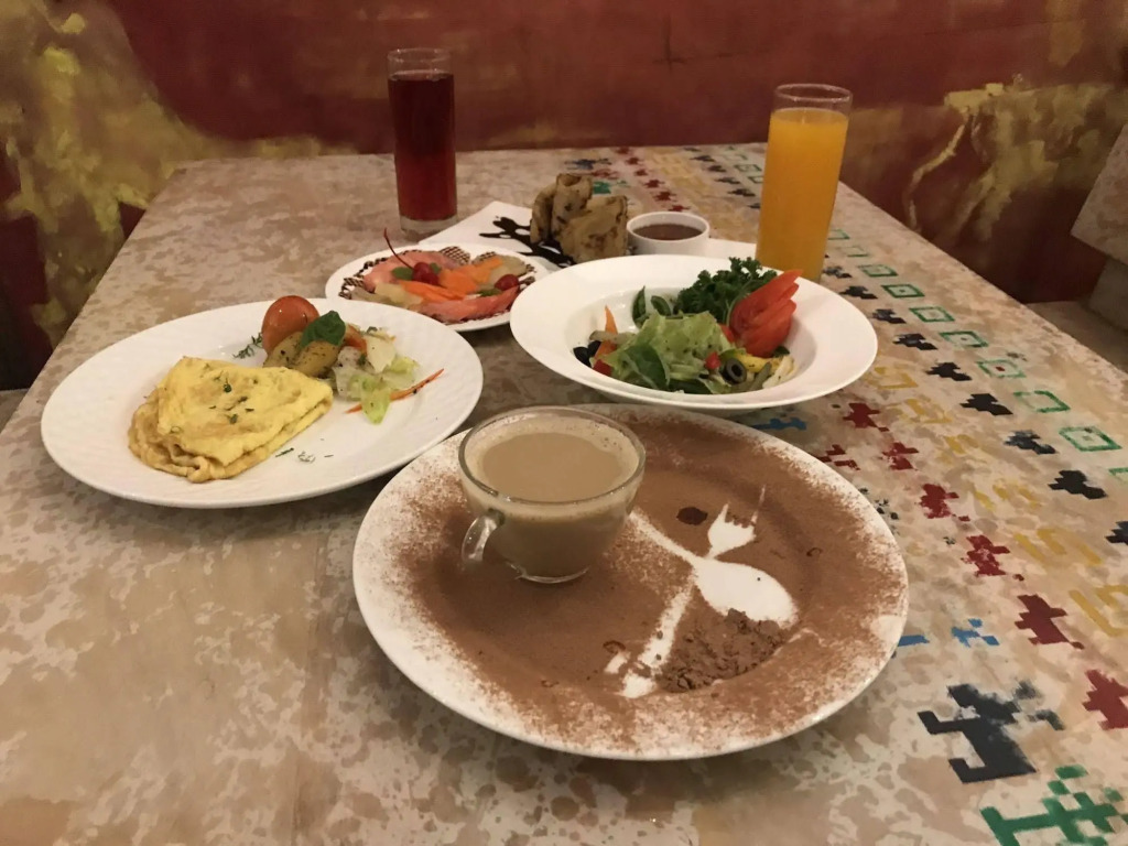 Pirache Art Hotel