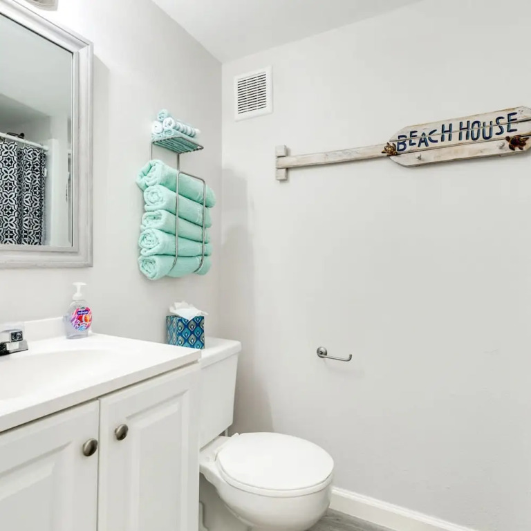 Seaside and Breezy Condo at the Victorian