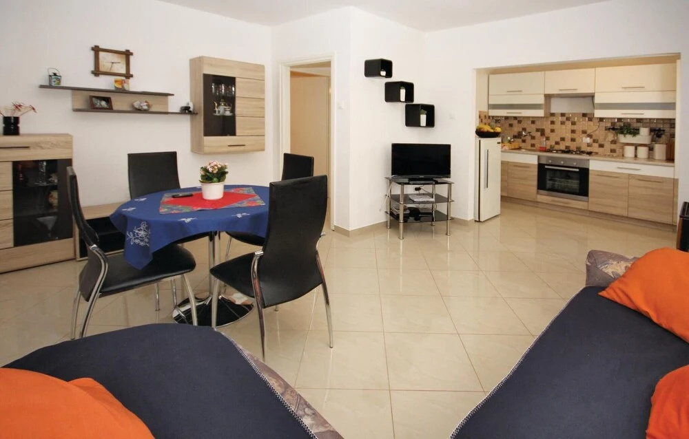 Amazing Home in Pula With Wifi and 2 Bedrooms