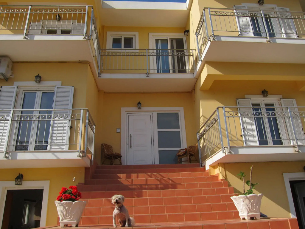 Baladinos Beach Apartment