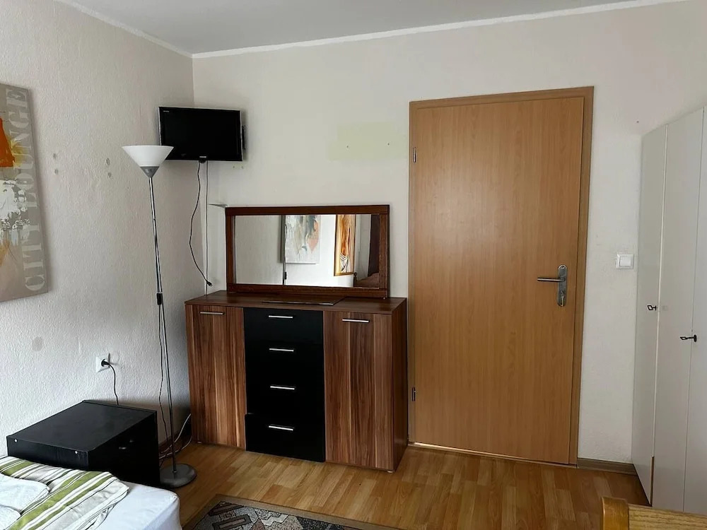 WG-Hostel