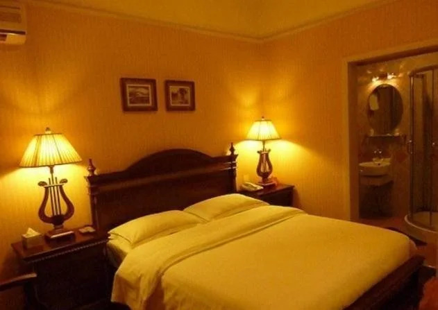 Tianjin Xiangjiang Holiday Hotel