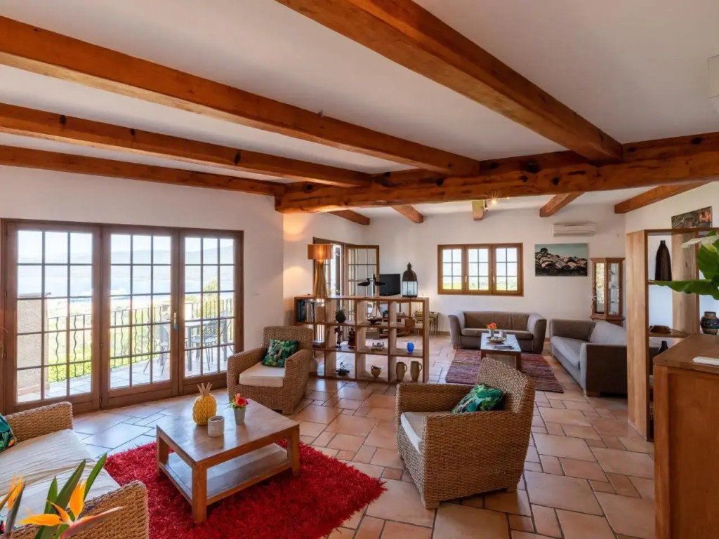 Holiday Home St- Joseph - PRP160