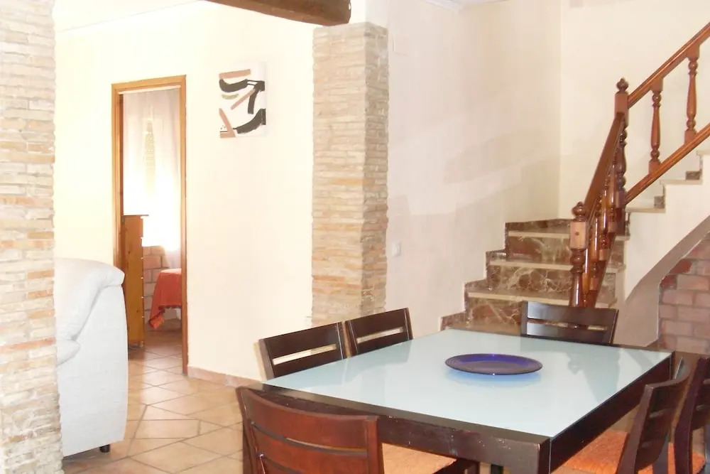 062 Villa Almendro