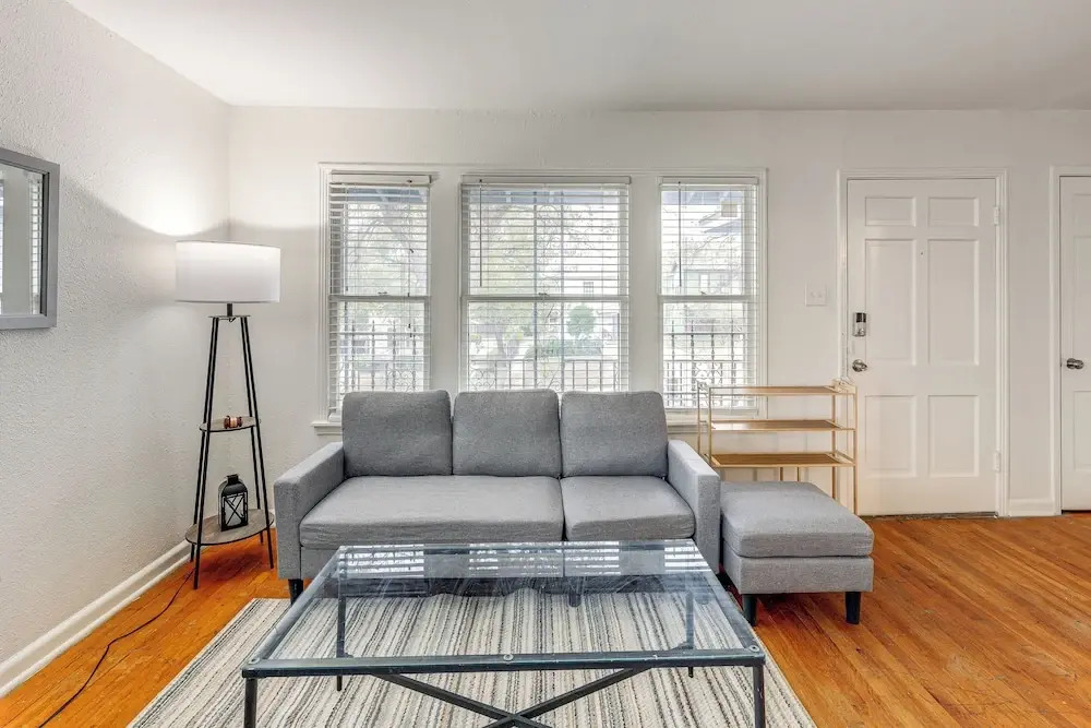 Retreat at Brackenridge Park: Cozy San Antonio Apt