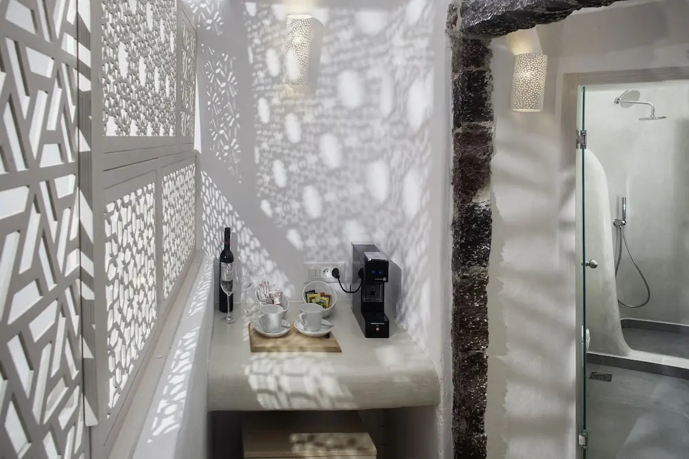 Athina Aperto Suites