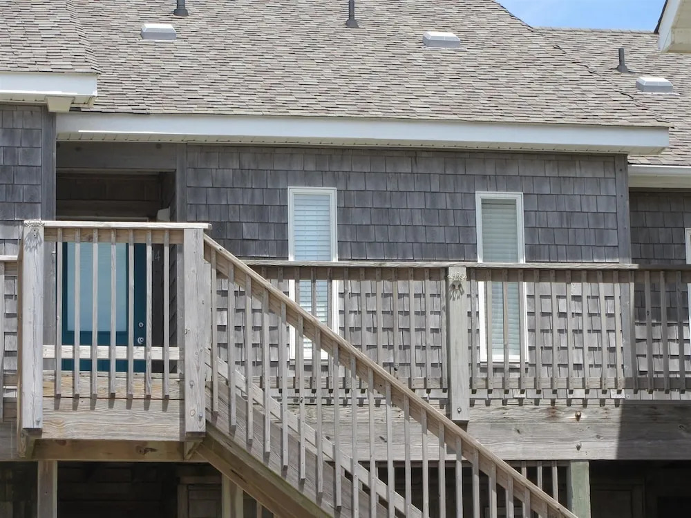 Sw 14 Shell Shack 1 Bedroom Condo by RedAwning