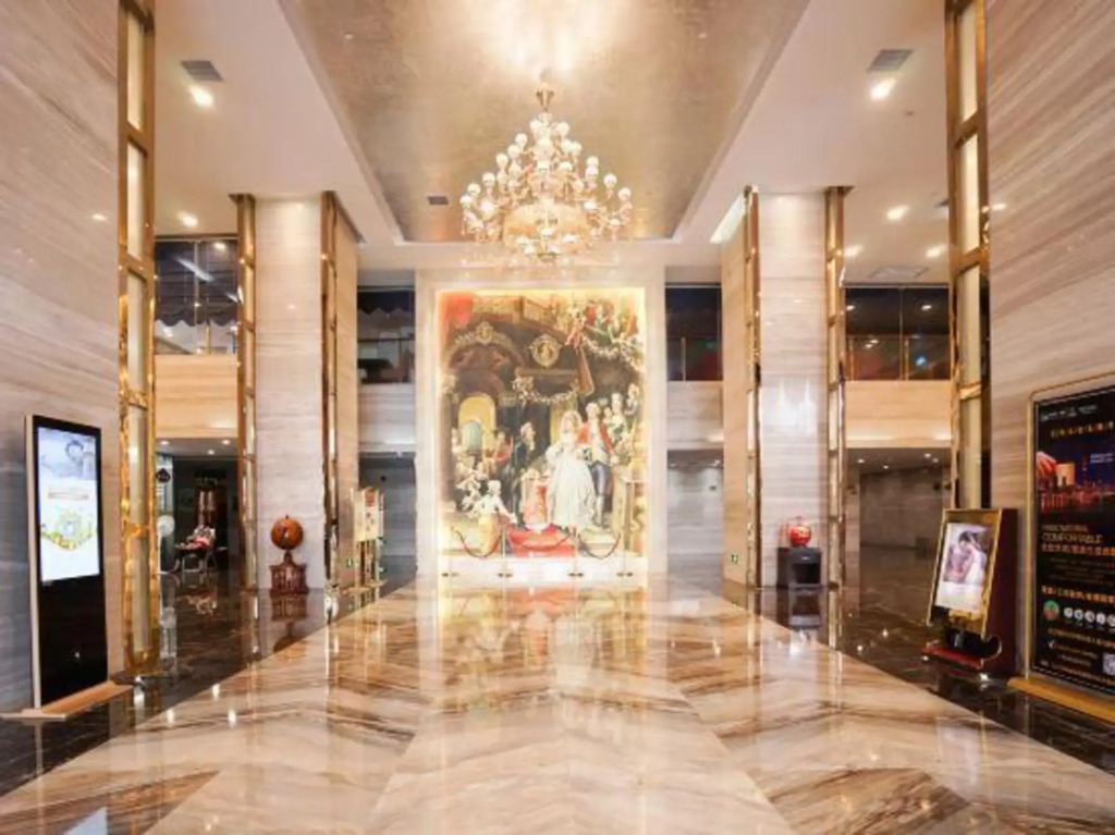 Vienna International Hotel (Guangdong Fenggang Bus Station)