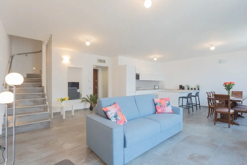 Dream Lake Apartments