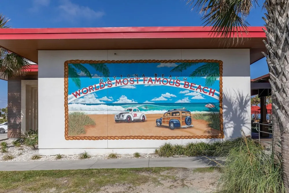 Oceanside Inn 313