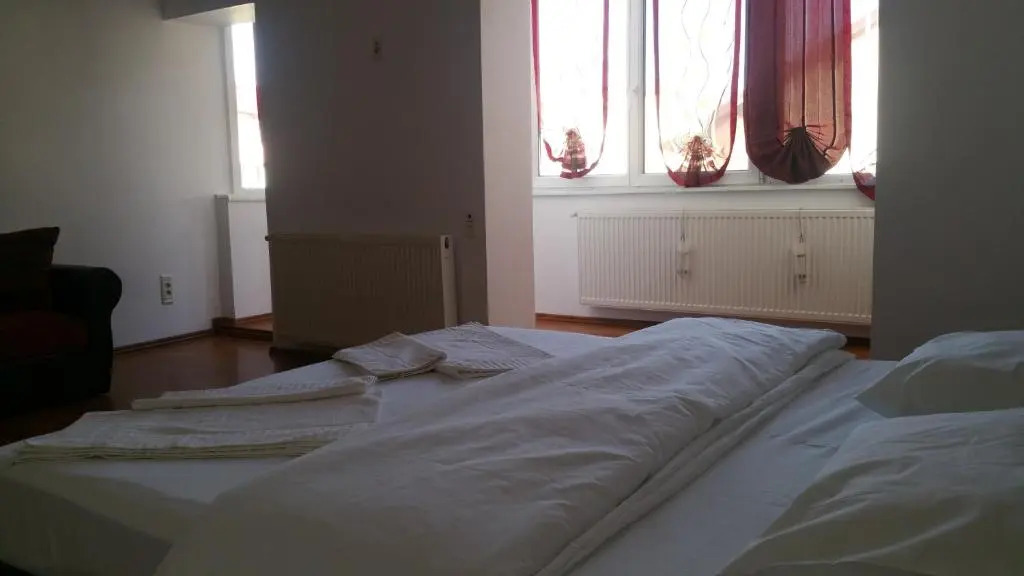 M&F Apartament Jepilor