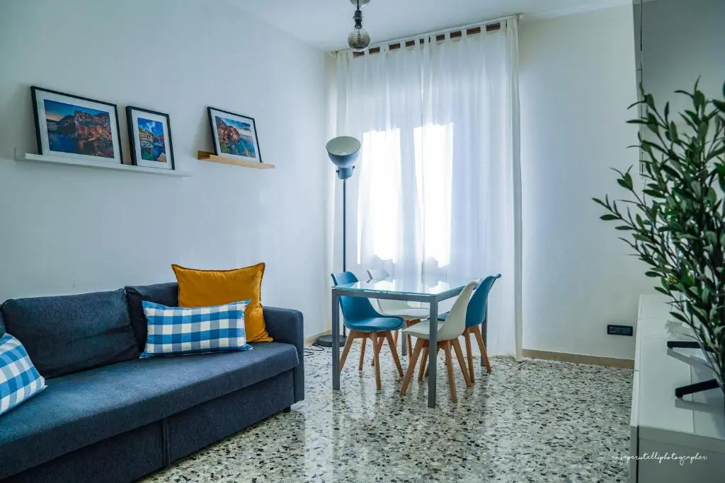 Cinque Terre Express - Guest House