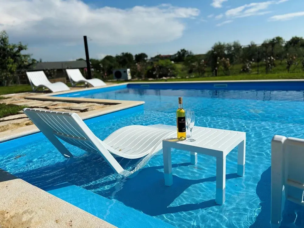 Luxury 5-star Villa With Private Saltwater Pool