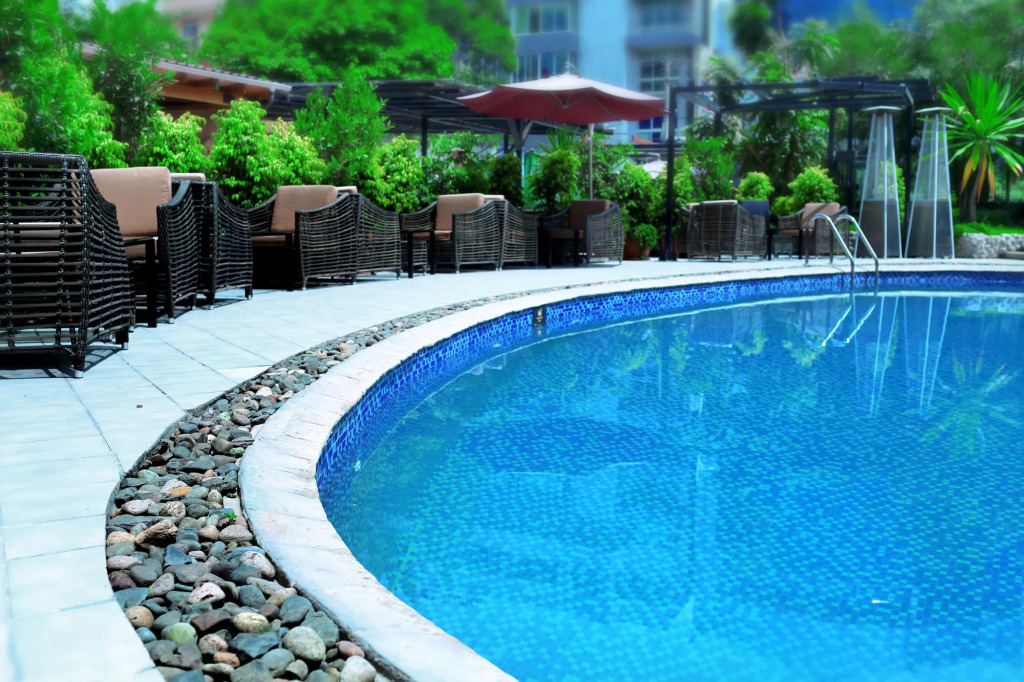 Monarch Parkview Hotel