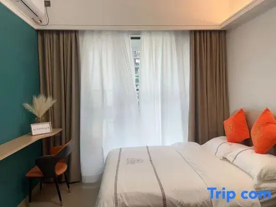 Yunduo Shangpin Apartment (Shenzhen Qiankeng Subway Station Branch)