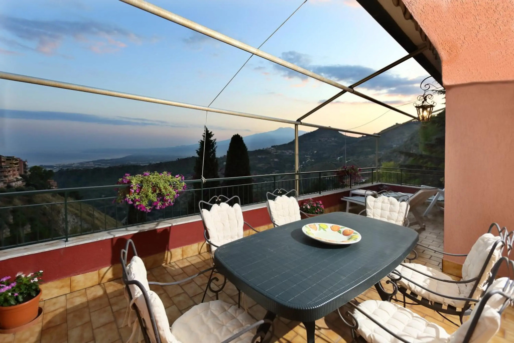 Terrazza Sull'Etna Holidays Apartment