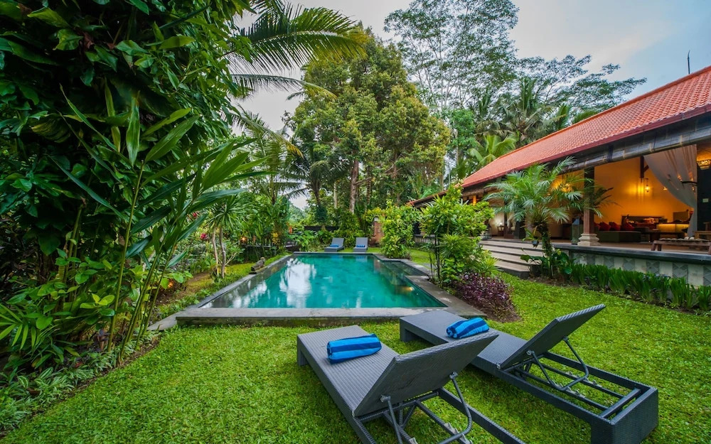 Luxury 3BR Infinity Jungle View Aashaya Villa Ubud