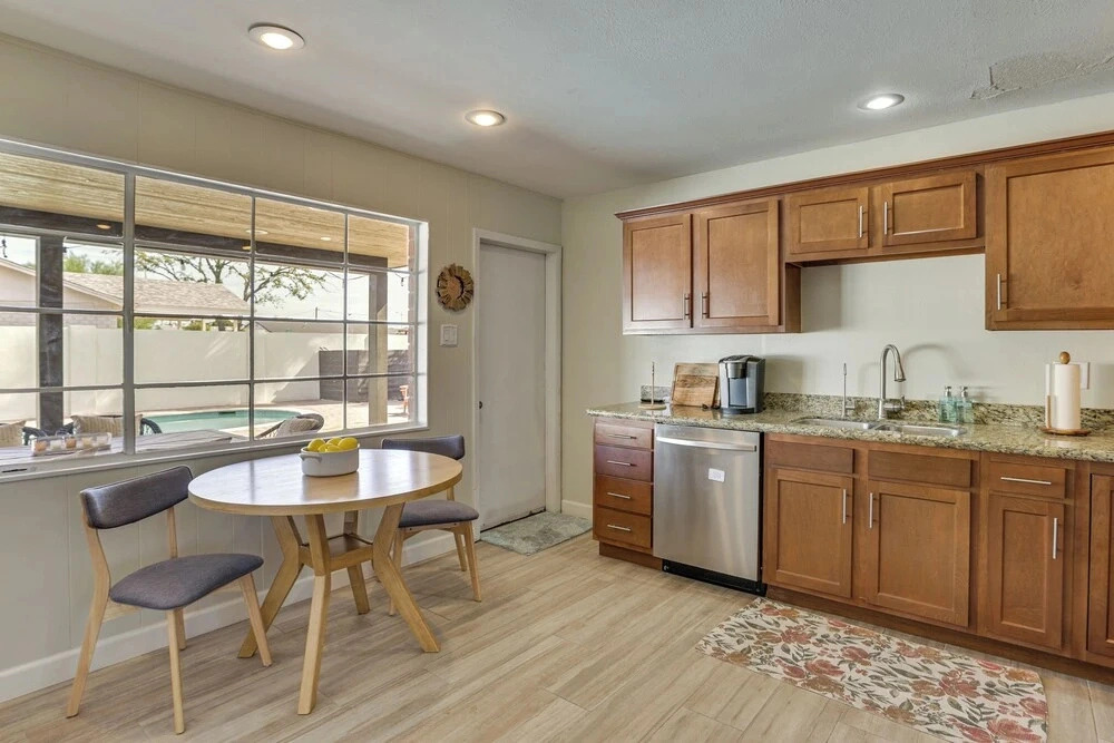 Great for Families! Desert Oasis 2 Mi to Old Town