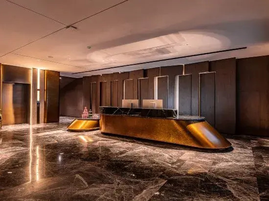 RED MAPLE HOTEL（Qiqihar Railway Station）