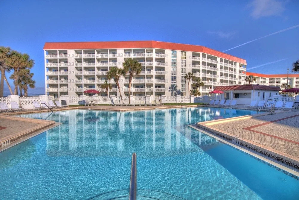 560 El Matador 2 Bedroom Condo