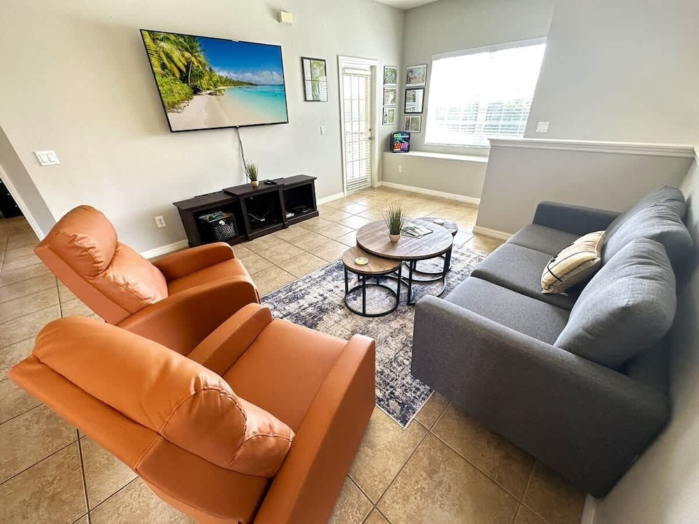 Very Near Disney 3 Bd Condo Walmart 1 Min Away 3 Bedroom Townhouse