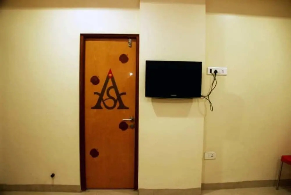 Hotel Apple Sai Residency