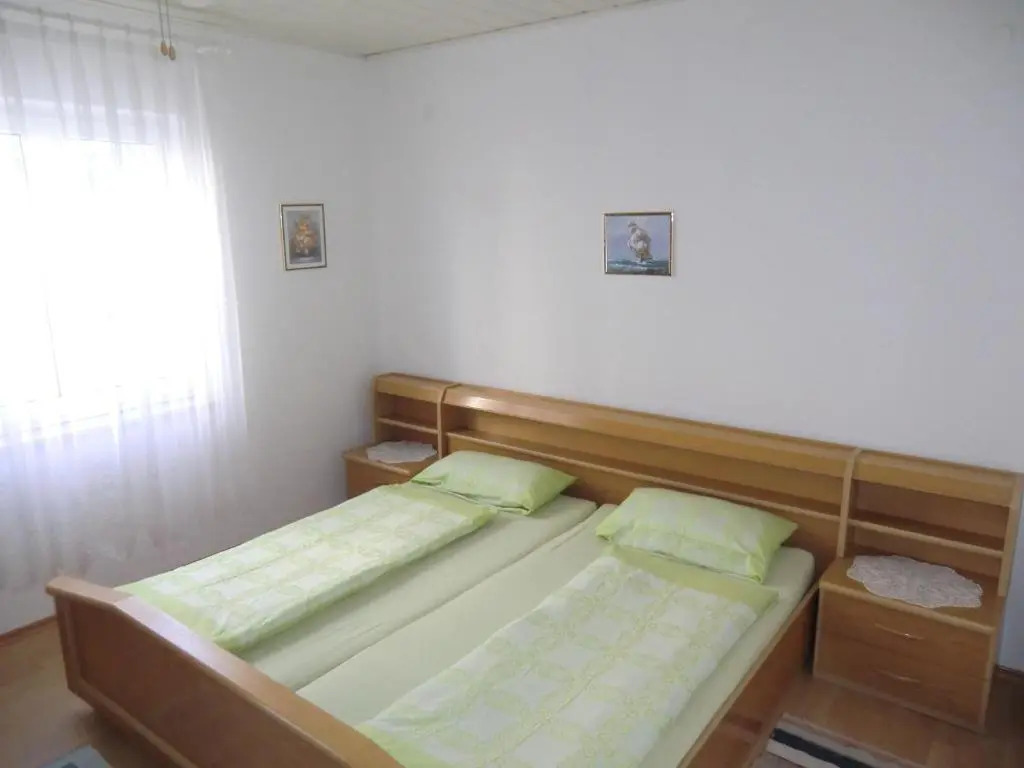 Ferien Haus Evita auf Insel Vir - Wohnung I