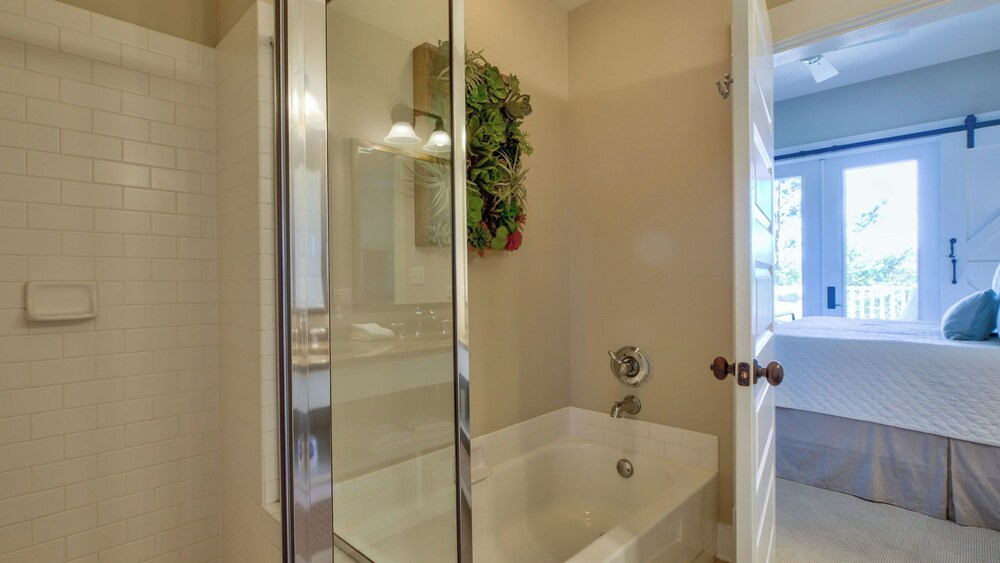 Hello 30a! by Avantstay Private Beach Access + Shared Pool