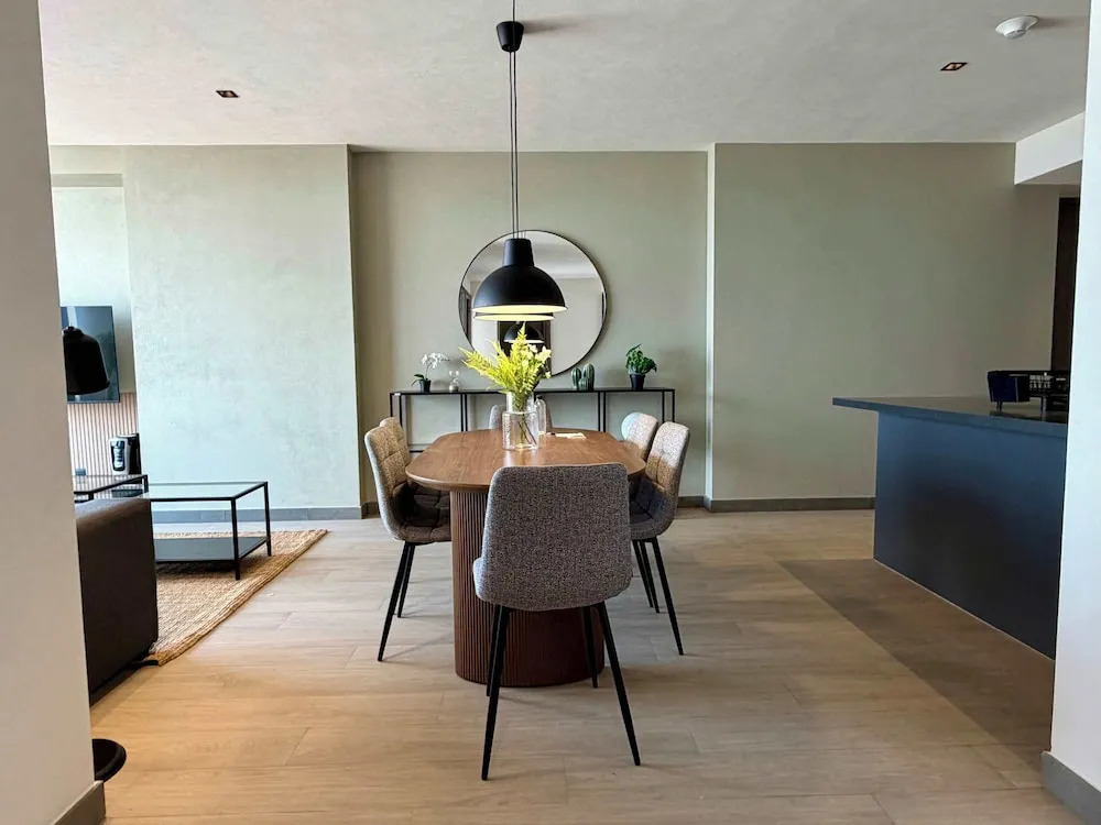 w Engaging 3BR w Balcony in Be Grand del Valle