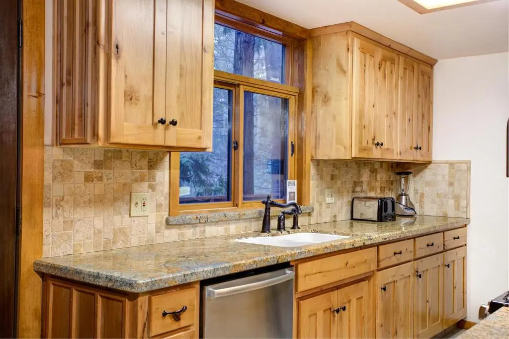 2n Big Pine Lodge