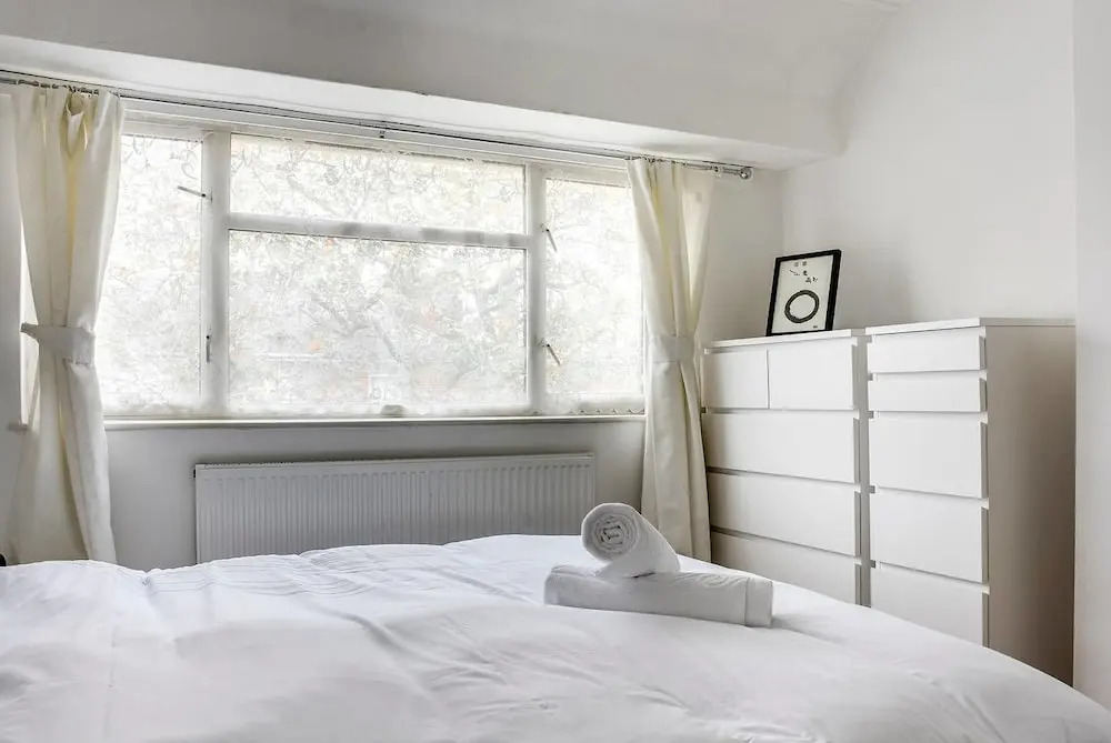 Cozy 1 Bedroom Home Near Central