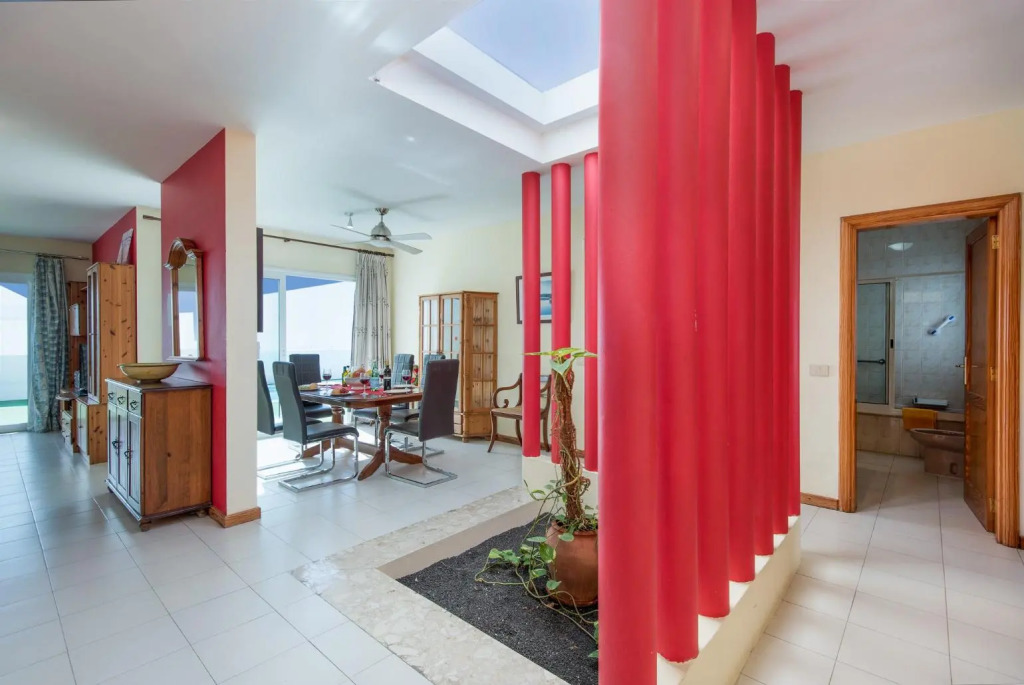 Villa Reyes