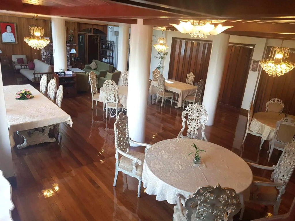 Villa Silvina Hotel and Restaurant