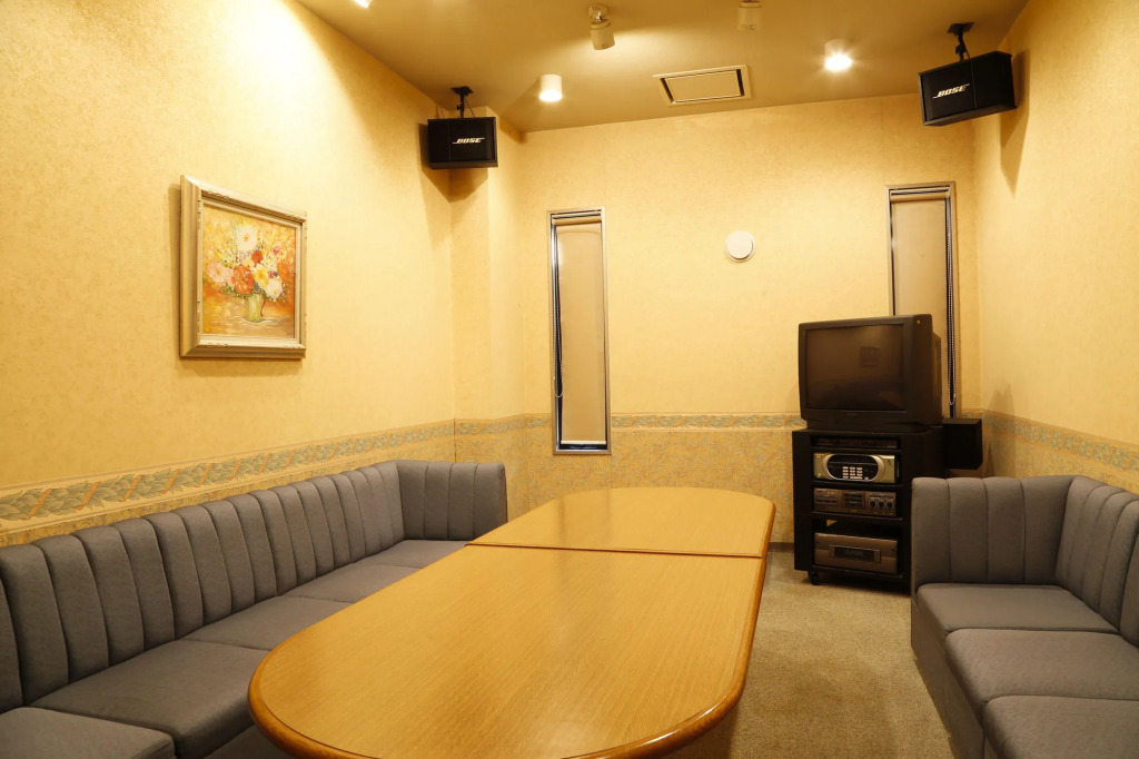 Ako Park Hotel