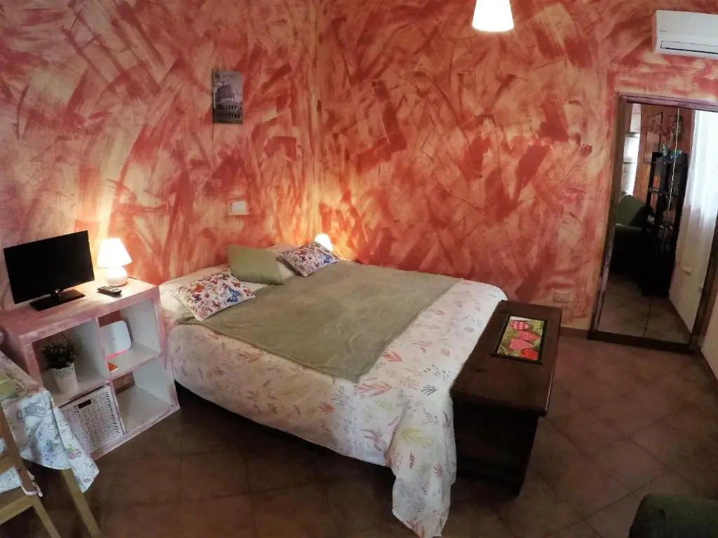 Maria De La Merce Apartment