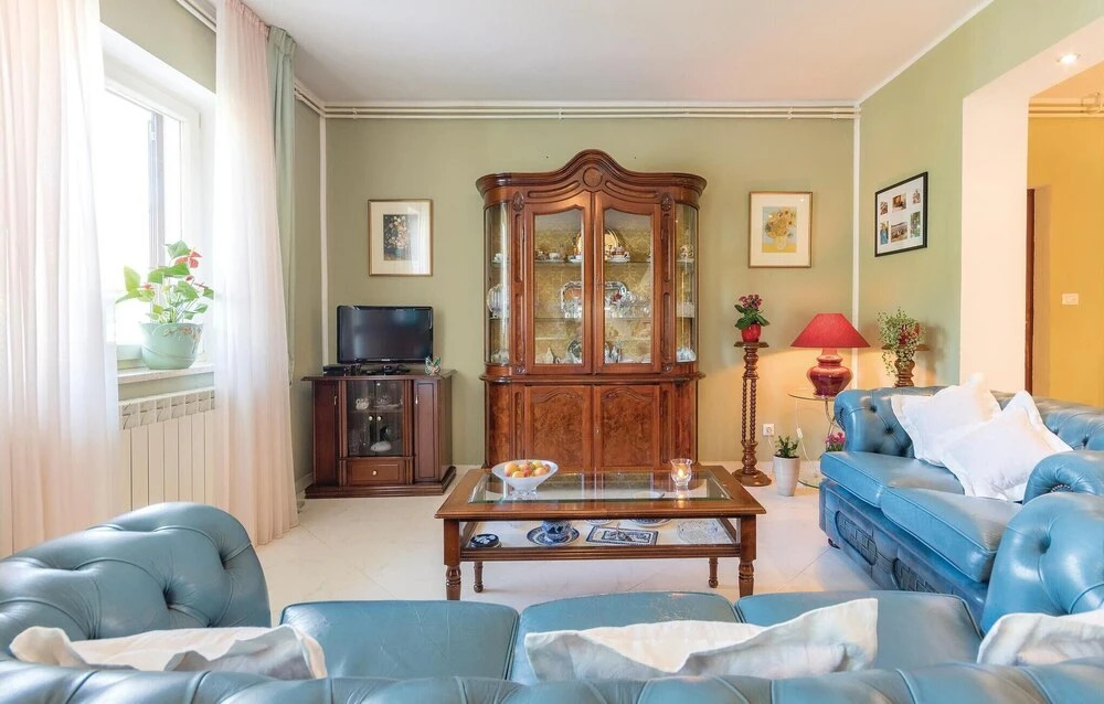 Beautiful Home in Pula With Wifi and 2 Bedrooms