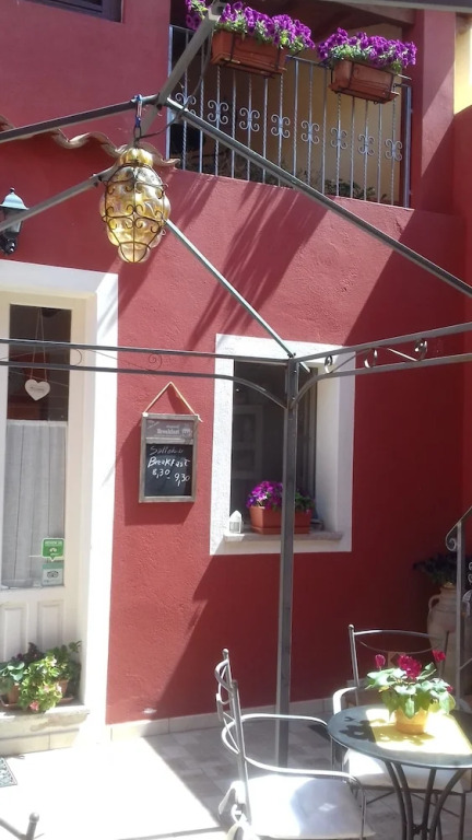 S'attobiu b&b