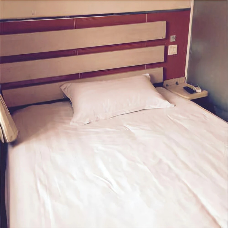 Huali Hotel