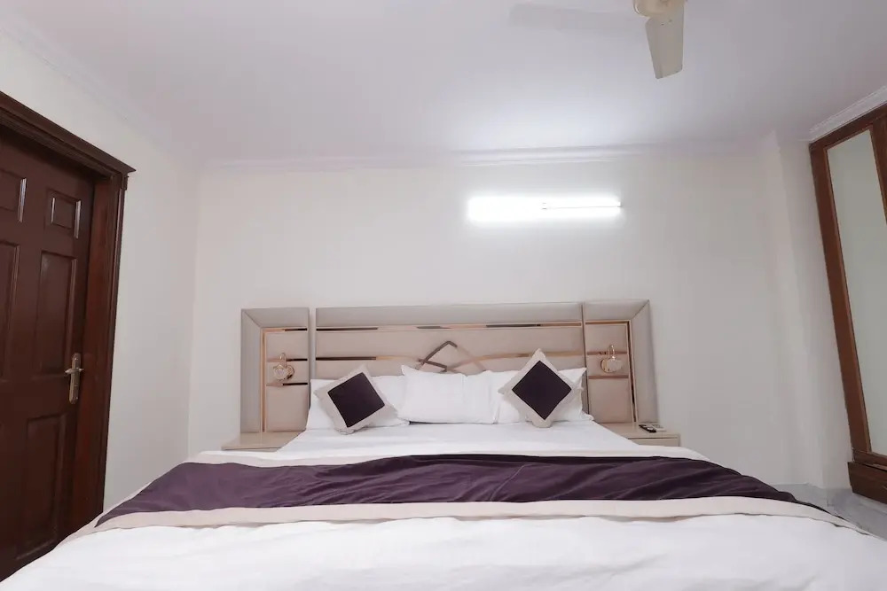 Room in B&B - Home Stay Cum Bed and Breakfast